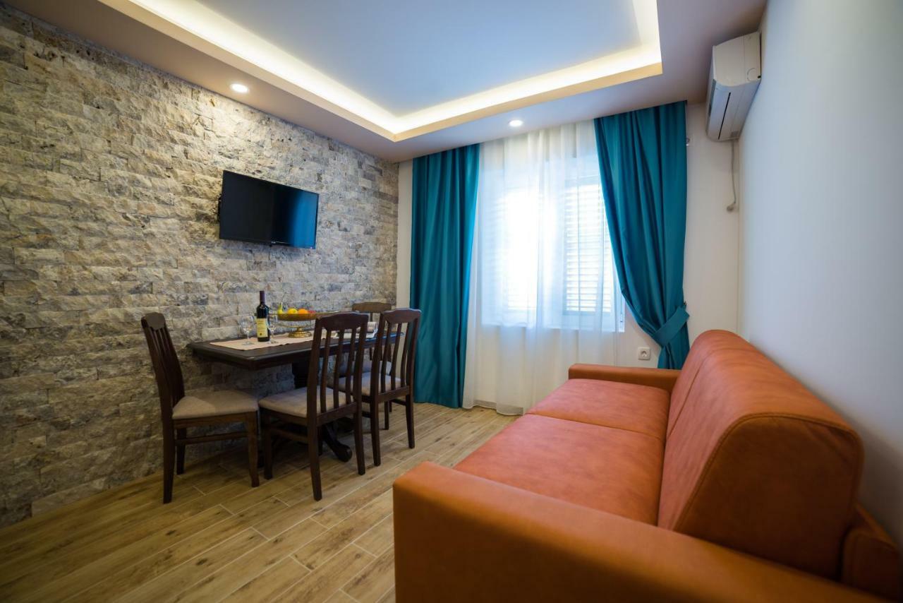 Guest House S-Lux Petrovac Dış mekan fotoğraf