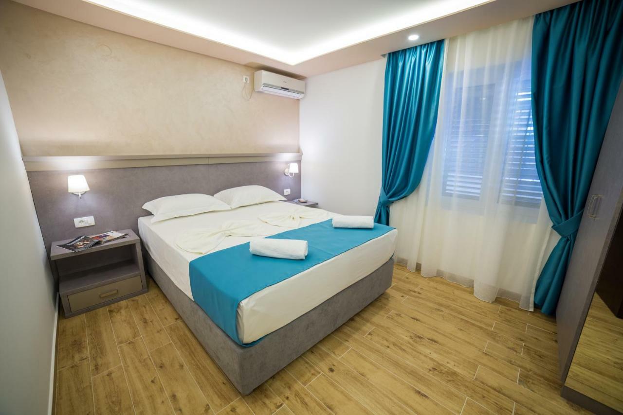 Guest House S-Lux Petrovac Dış mekan fotoğraf